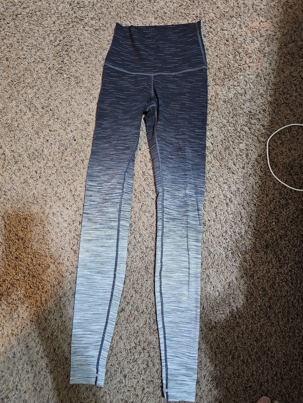 Ombre High-Waist Leggings in Bla K to Light Gray
